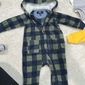 Kids fleece outfit
